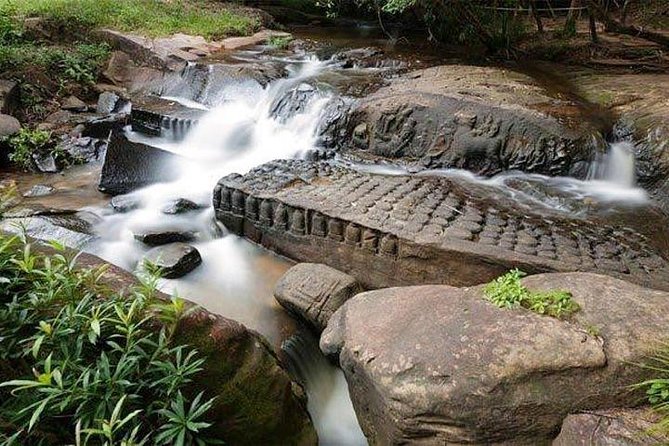 Kulen Waterfall & 1000 Lingas Join-In Tour (By Luxury Minivan)