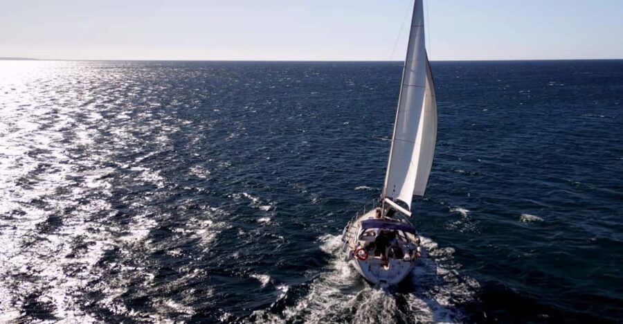 Lagos – Set Sail for a Full-Day Yacht Cruise Adventure!