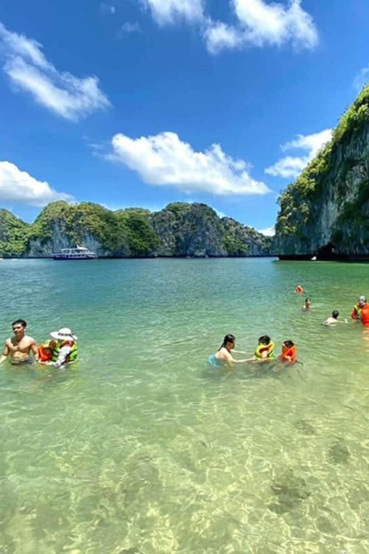 Lan Ha Bay From Cat Ba Island: Cruise and Kayak Tour