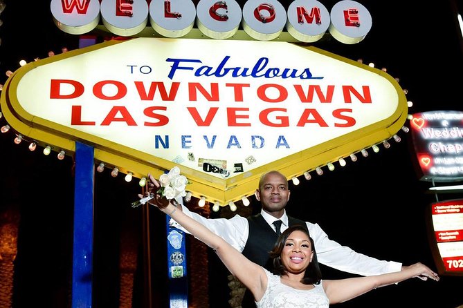Las Vegas Limousine Wedding Ceremony - Overview of the Experience
