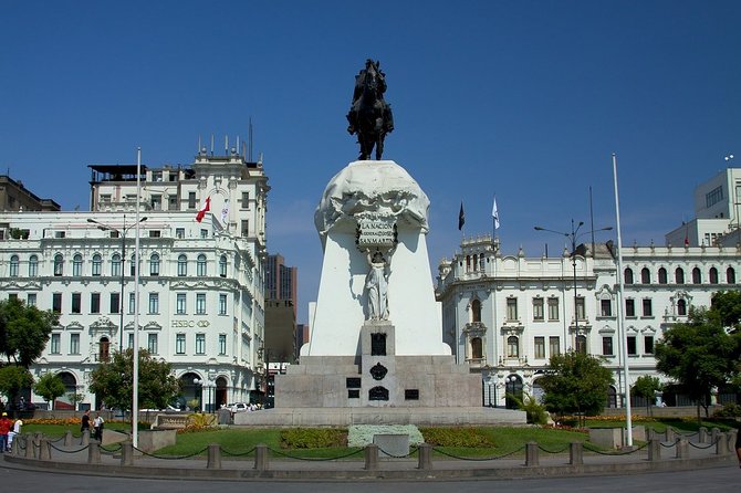 Lima Airport Transfers: Lima City to Jorge Chavez Airport LIM in Standard Van
