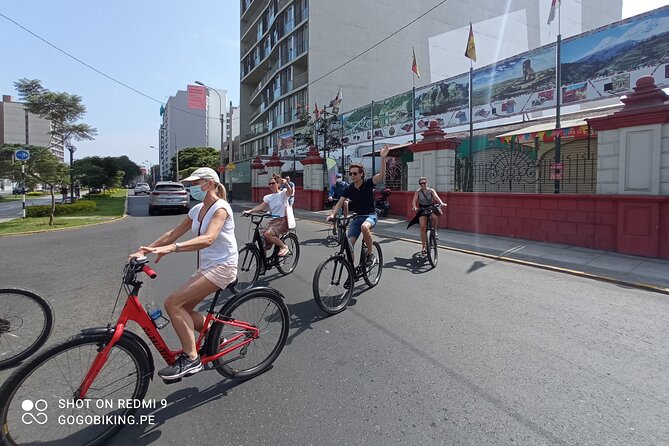 Lima Bike Tour From Miraflores (4 Hrs)