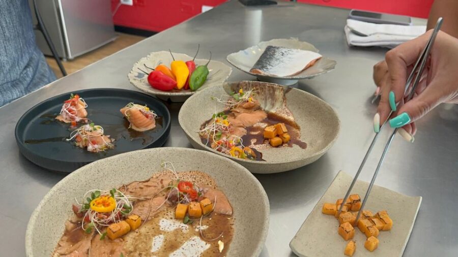Lima: Gourmet Peruvian Cooking Class and Wine Tasting