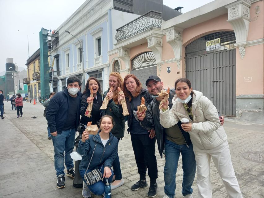 Lima: Walking City Tour and Catacombs