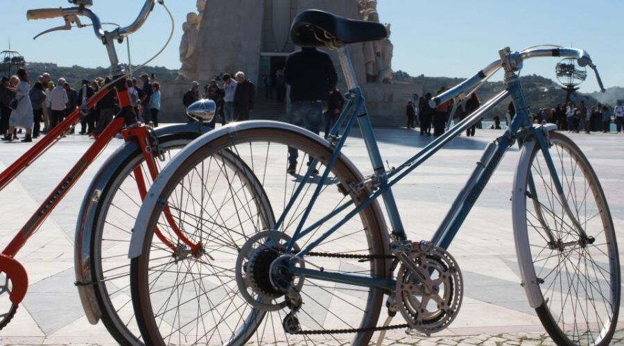 Lisbon: 3-Hour Vintage Bike Tour