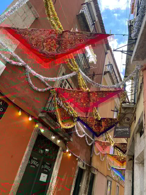 Lisbon: Belem District Vintage Car Tour - Tour Overview