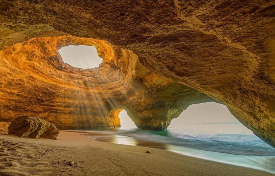 Lisbon to Algarve to Lisbon – Dedicated Private Day Tour