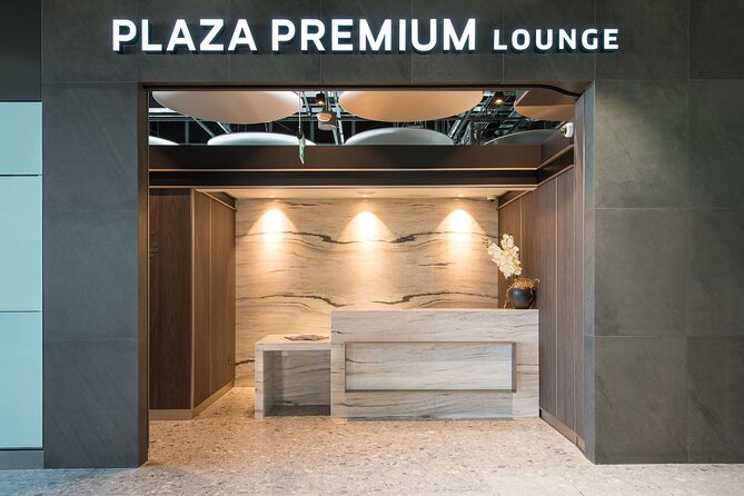London Heathrow Airport Plaza Premium Lounge - Lounge Overview