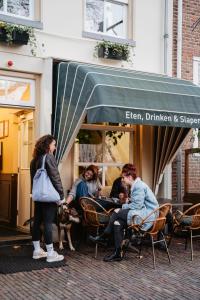 Long Johns Pub & Hotel - Room Types and Amenities