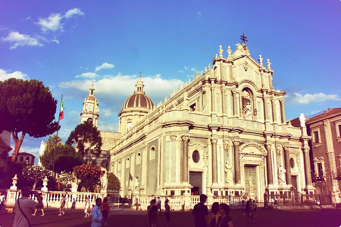 LUXURY CATANIA TRANSFER to City Center (Airport, Hotels, Port, Station)