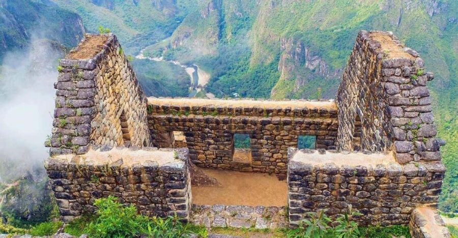 Machu Picchu and Huayna Picchu