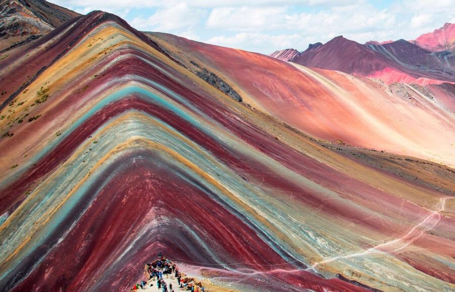 Machu Picchu Wonderful by Train and Rainbow Mountain 2D-1N