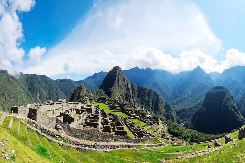 Machupicchu – Mountain + Lagoon in 3D/2N