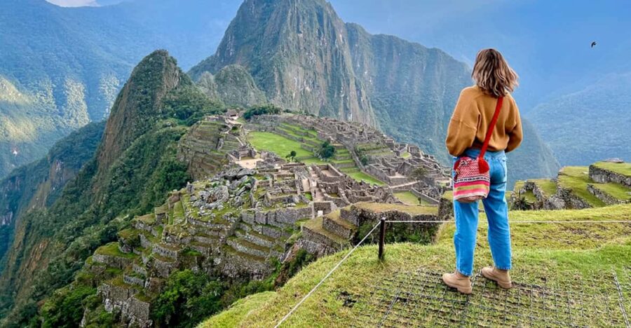 Magical Machu Picchu 6 Days 5 Nights Includes 2-Star Hotel