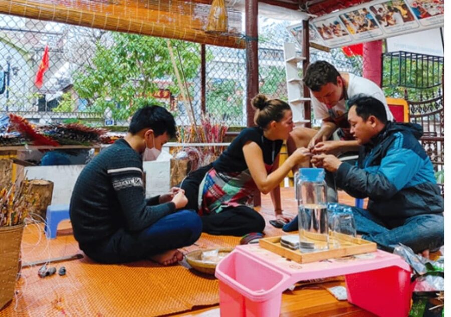 Making the Paper Flowers Experience in Hue