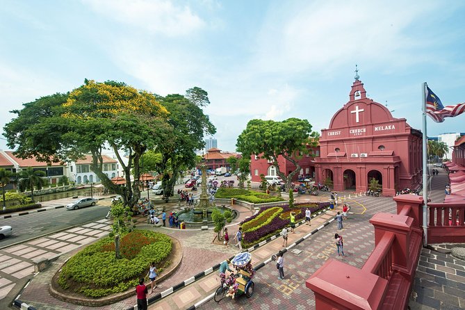 Malacca Historical Tour With Lunch at Baba Nyonya Restaurant
