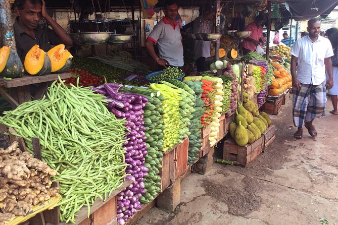 Market Tour and Cooking Class From Colombo