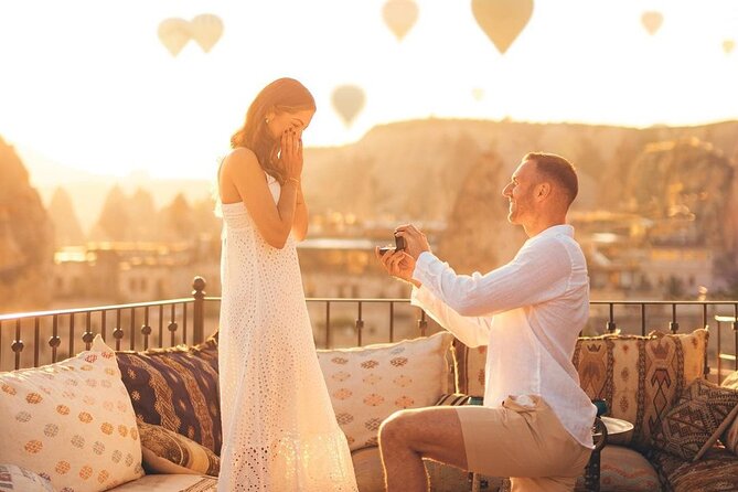 Marriage Proposal and Photoshoot in Cappadocia With Balloon View - Capturing the Momentous Occasion