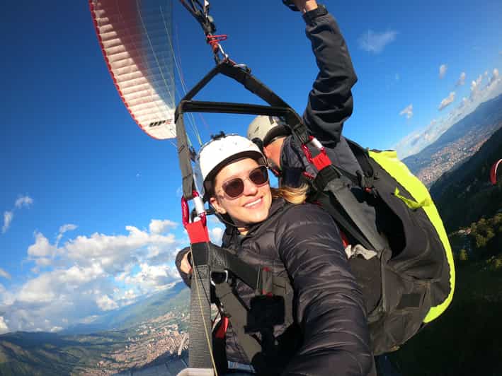 Medellin in Paragliding + Videos and Photos