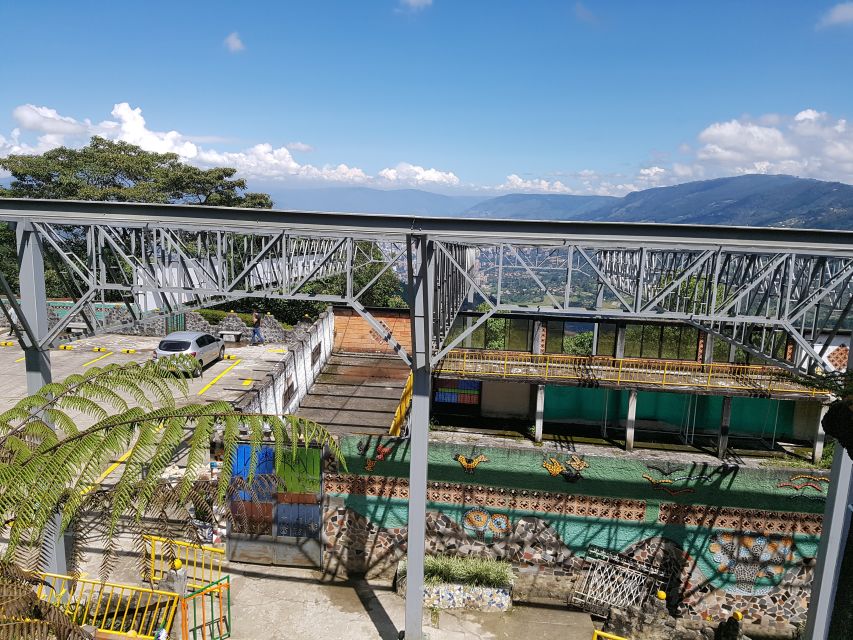 Medellín: Pablo Escobar Jail Private Tour - Tour Overview