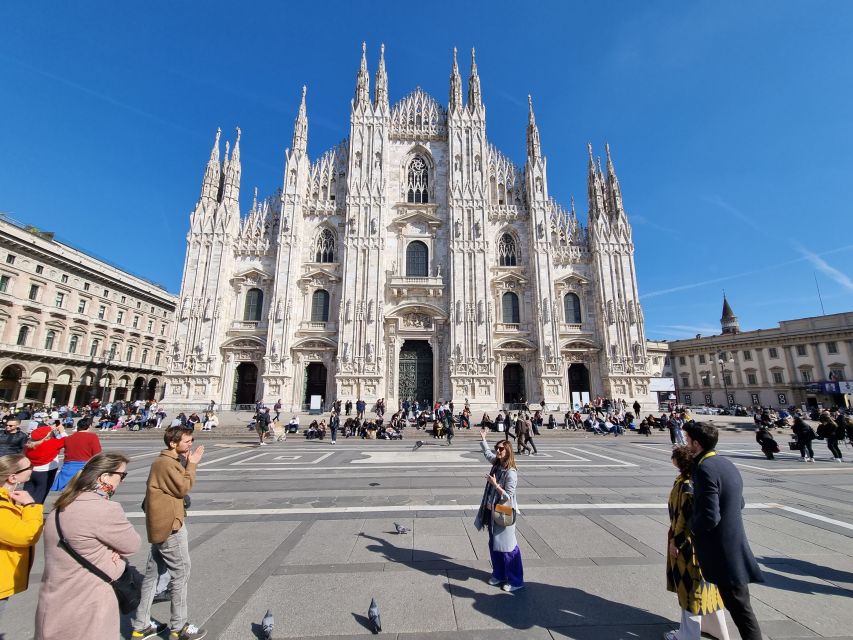 Milan: Duomo Rooftop and Cathedral Guided Tour With Tickets