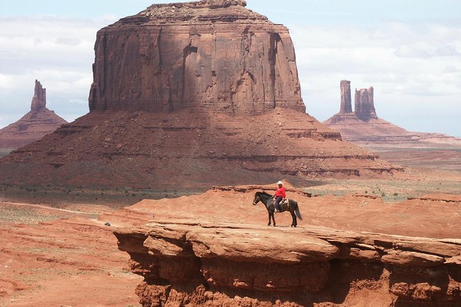 Monument Valley Tribal Park Day Trip From Sedona or Flagstaff - Tour Overview