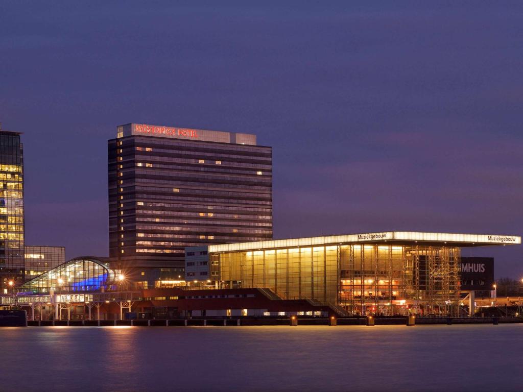 Mövenpick Hotel Amsterdam City Centre Review