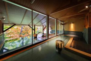 Nanaeyae - Location and Accessibility