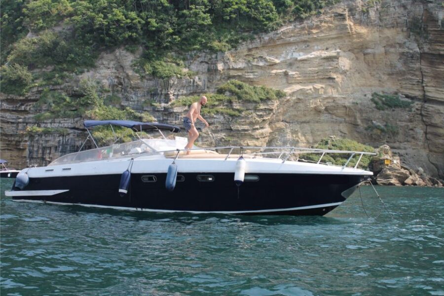 Naples: City Boat Tour With Aperitif