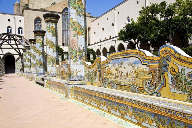 Naples Scavenger Hunt and Highlights Self-Guided Tour - Highlights to Discover During the Hunt