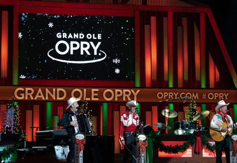 3 Best Christmas Experiences In Nashville