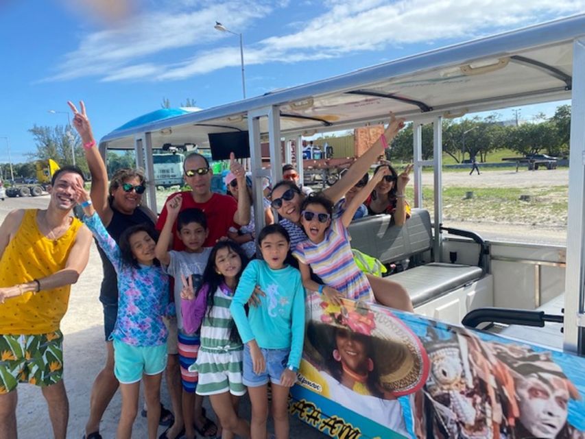 Nassau: Bahamas Culture Tour With Electric Trolley and Water