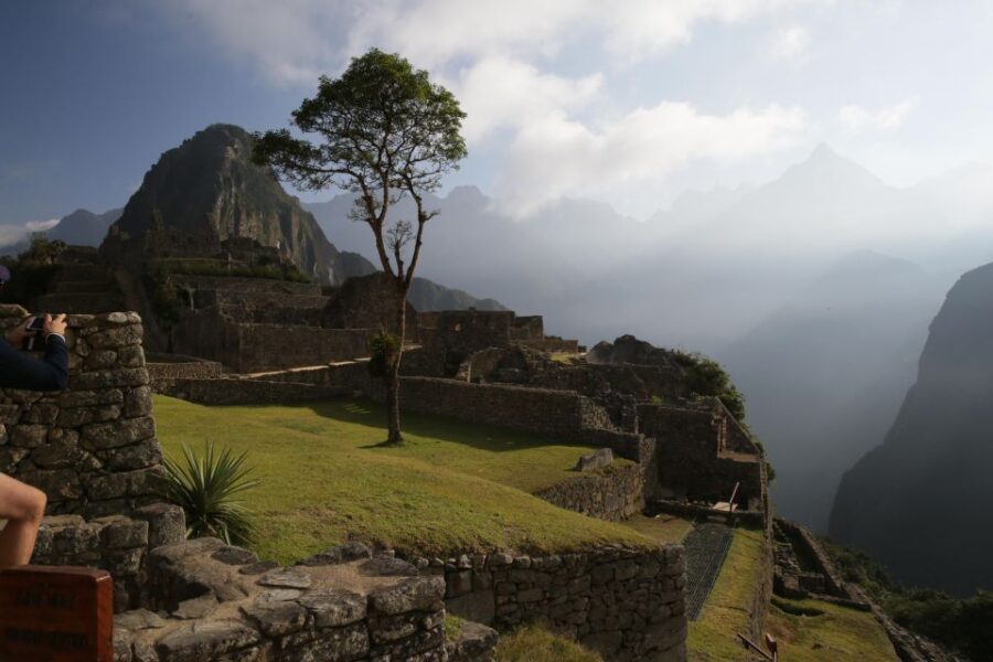 NEW *Machupicchu Entrance Ticket, Bus & Expert Guide - Tour Overview