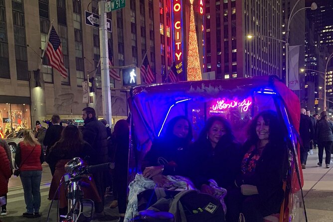 New York City: Guided Magical Christmas Lights Tour on a Pedicab