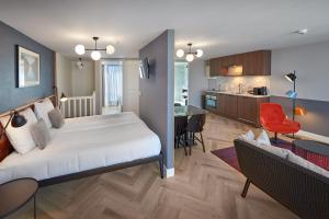 Nova Apartments Amsterdam - Location and Ratings