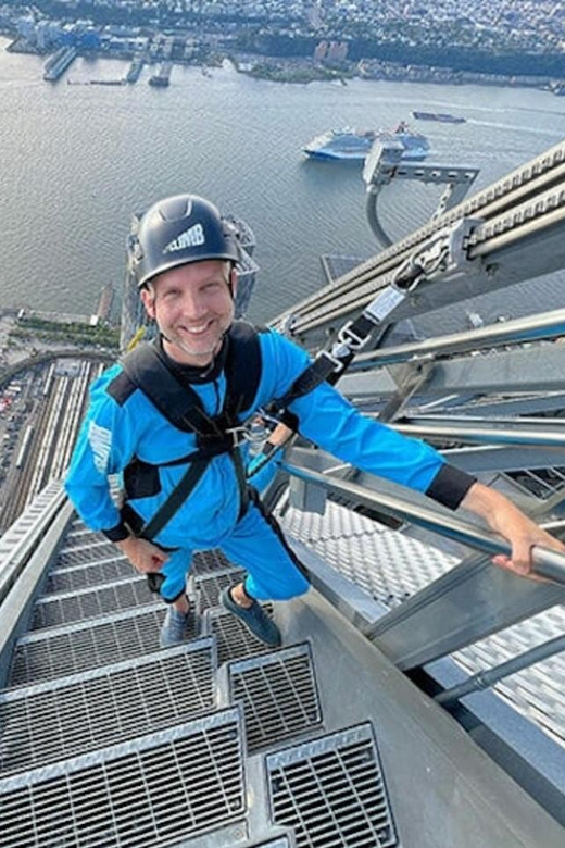 NYC: The Edge City Climb & Manhattan Walking Tour