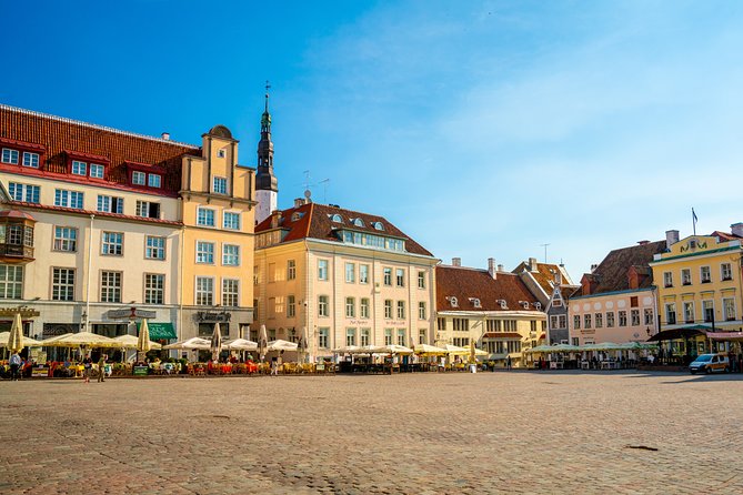 Old and Nowaday Tallinn Driving and Little Walking Private Tour - Tour Overview