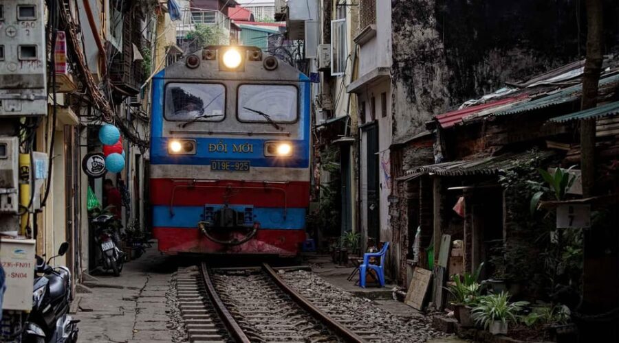 Old Quarter Street Food With Train Street