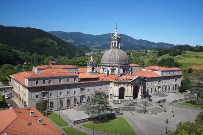 Oñati and Aranzazu Sanctuary Tour From San Sebastian