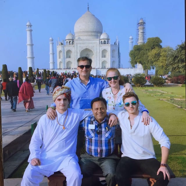 One Day Ayodhya Tour From Varanasi