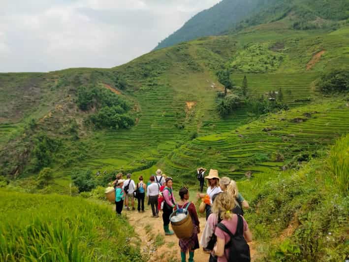 ONE DAY TREKKING MUONG HOA VALLEY