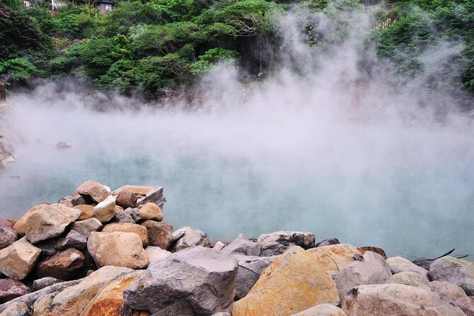One-day Yangmingshan NP Beitou Hot Spring Park and Tamsui Tour Package - Tour Overview
