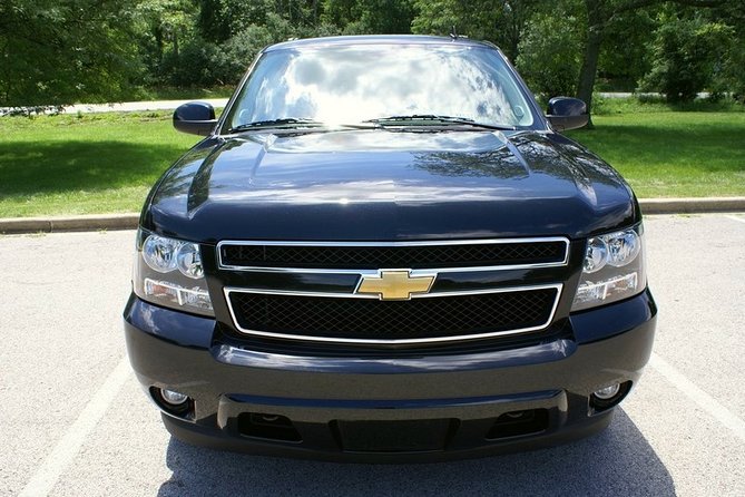 One-Way Private MDW Meet and Greet Luxury Airport Transfer - Inclusions