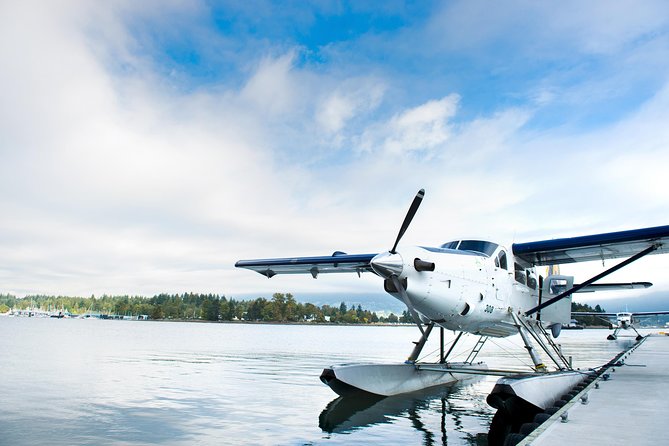 One Way Scenic Seaplane Transfer From Seattle to Vancouver