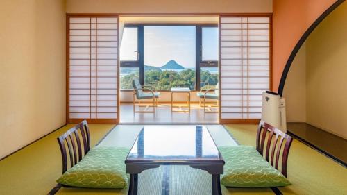 Ooedo Onsen Monogatari Amakusa Hotel Kameya - Hotel Overview