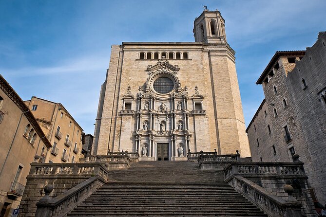 Palamos Shore Excursion: Girona History and Gastronomy Private Tour