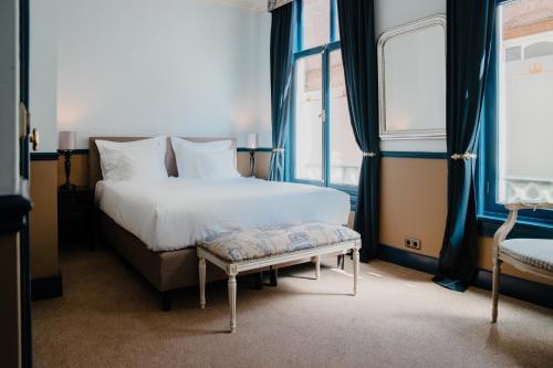 Paleis Hotel - Hotel Overview and Location
