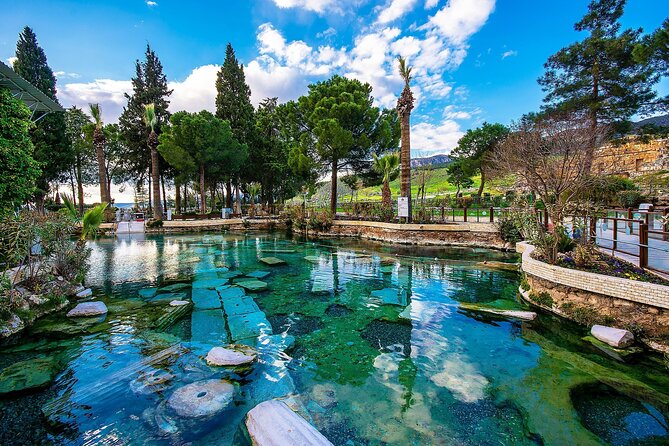 Pamukkale Hierapolis and Cleopatras Pool Tour With Lunch
