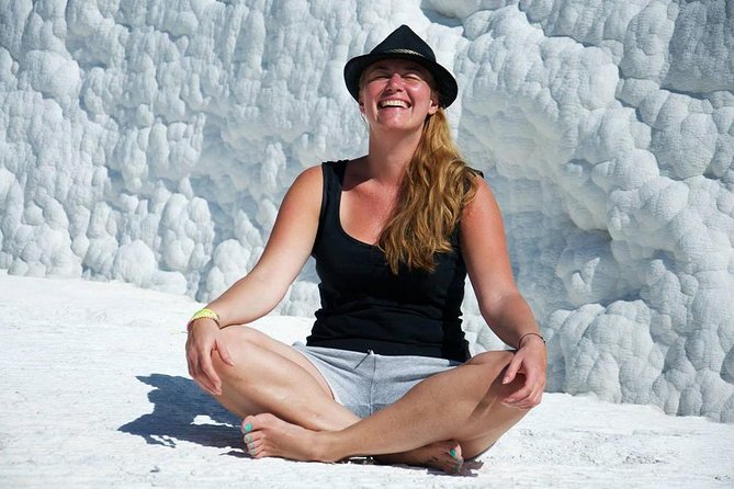 Pamukkale Hot Springs and Hierapolis Ancient City From Kemer