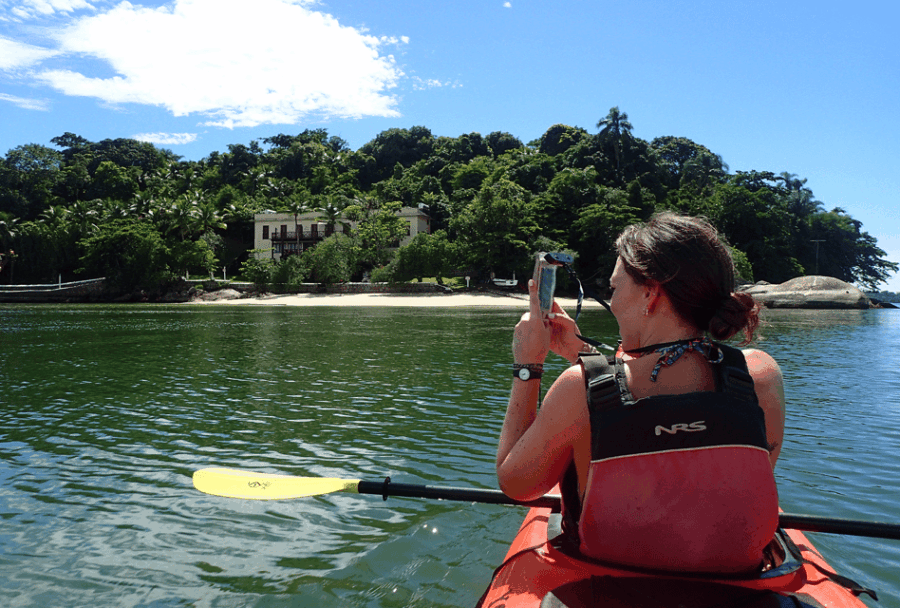 Paraty Bay: Half-Day Mangroves and Beaches Tour by Kayak